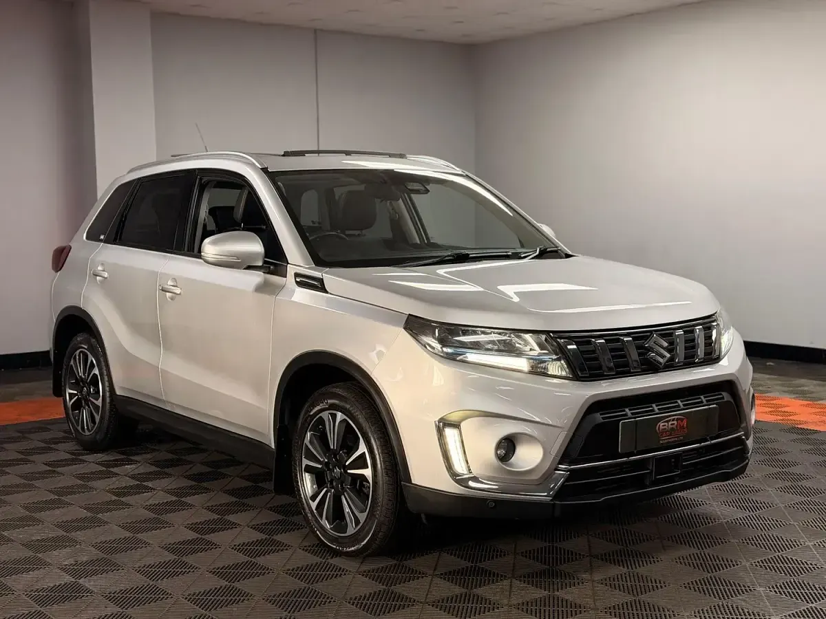 Used Suzuki Vitara SZ5 129 HP (94 kW) 2020 Silver SUV