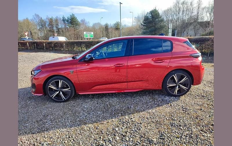 Used Peugeot 308 GTi 130 HP (95 kW) 2023 Red Hatchback