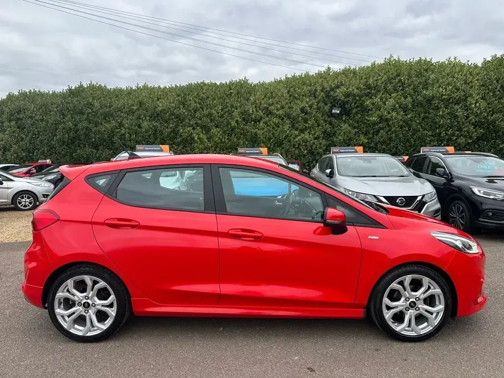 Used Ford Fiesta ST-Line 2019 Race red Hatchback