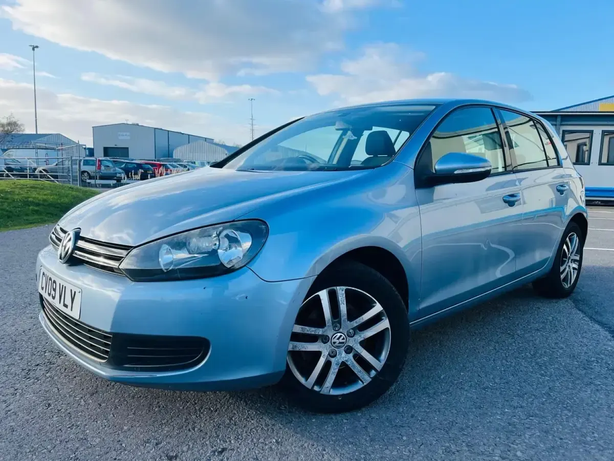 Begagnad VW Golf VI SE 2009 Blå Halvkombi