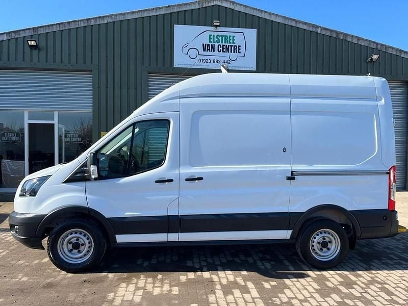 Used Ford Transit 130 HP (95 kW) 2018 White Van