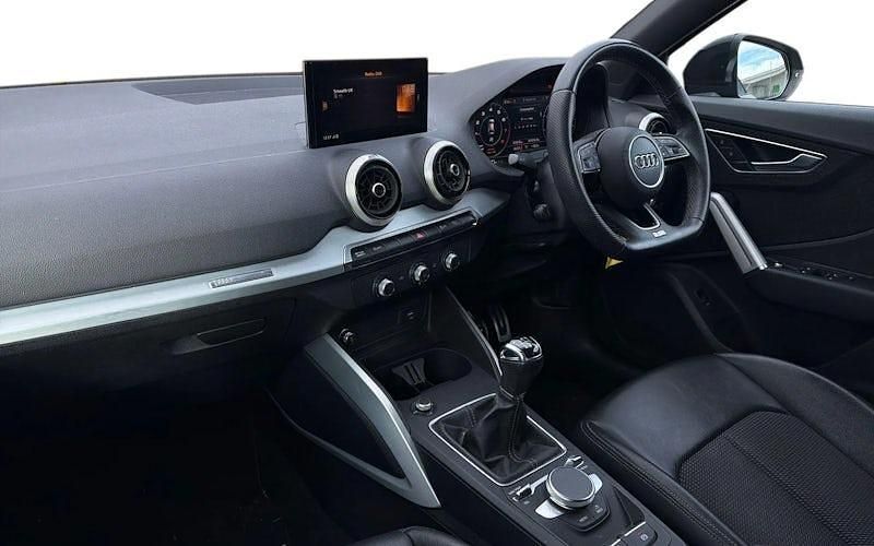 Used Audi Q2 Black Edition 110 HP (80 kW) 2024 SUV