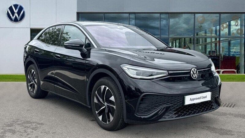 Black Used 2025 VW ID.5 Pro SUV | £34,531 (Fair price) - Image 1/4