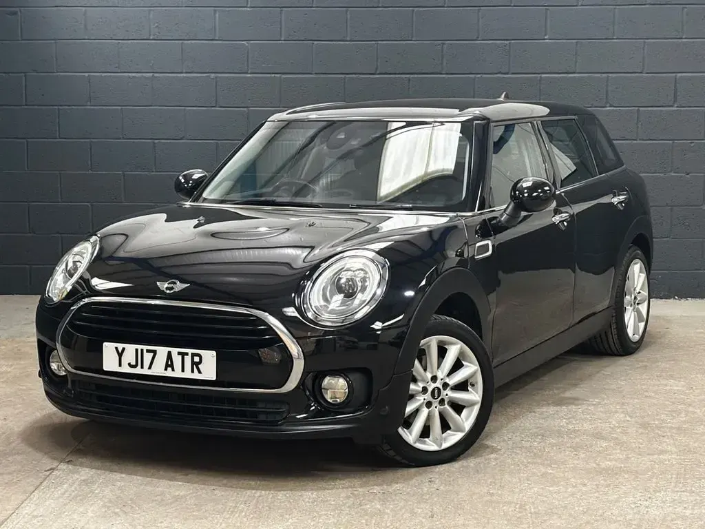 Used Mini Cooper Clubman 136 HP (100 kW) 2017 Black Estate
