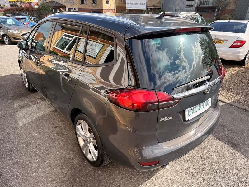 Used Vauxhall Zafira SRi 2014 Grey MPV