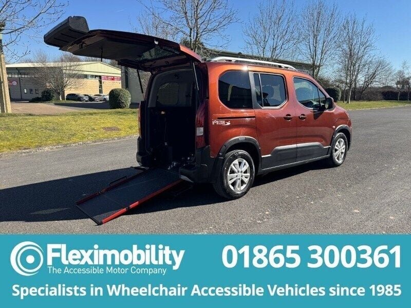 Bronze Used 2019 Peugeot Rifter Allure MPV | £13,950 (Fair price) - Image 1/4