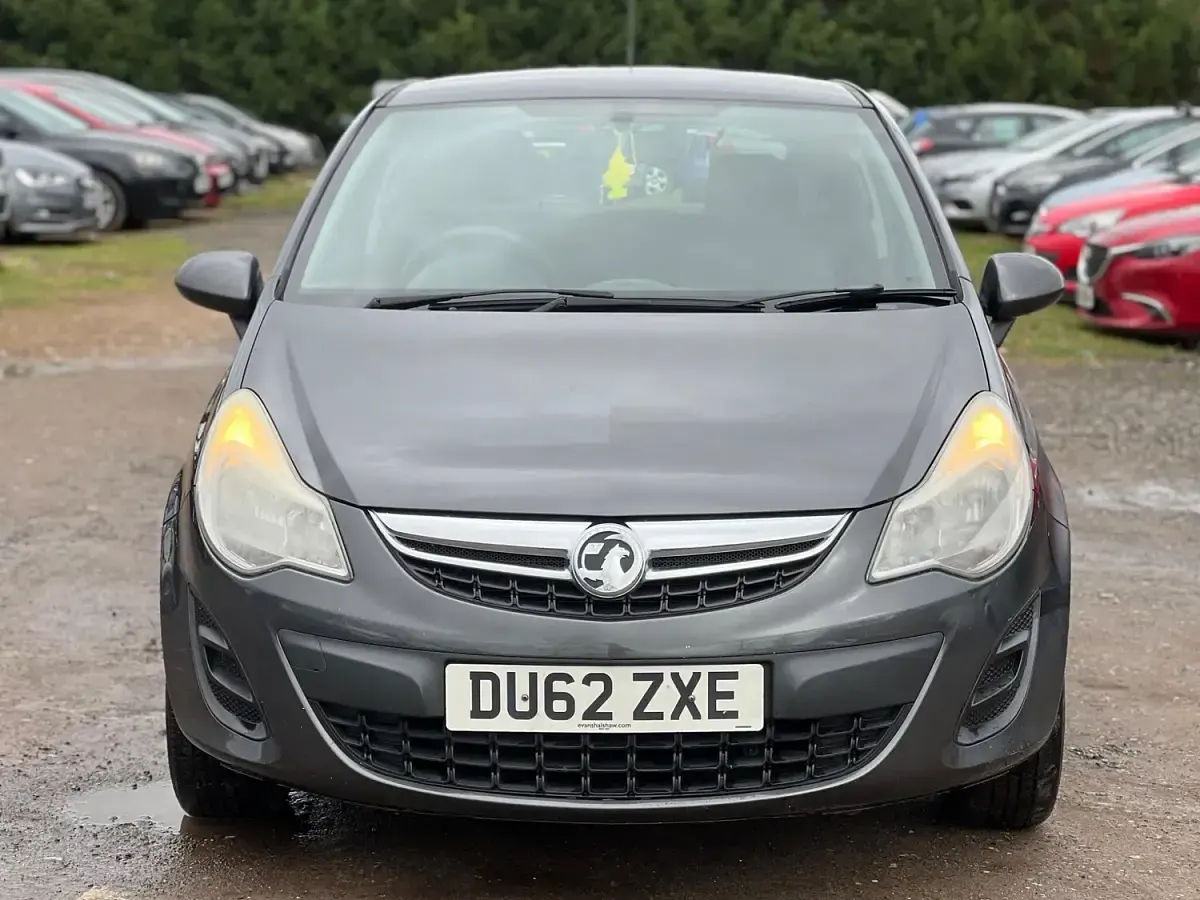 Used Vauxhall Corsa 100 HP (73 kW) 2012 Grey Hatchback