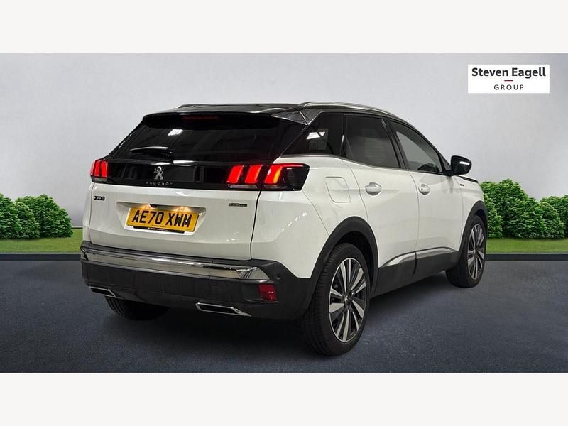 Used Peugeot 3008 Premium 130 HP (95 kW) 2020 White Hatchback