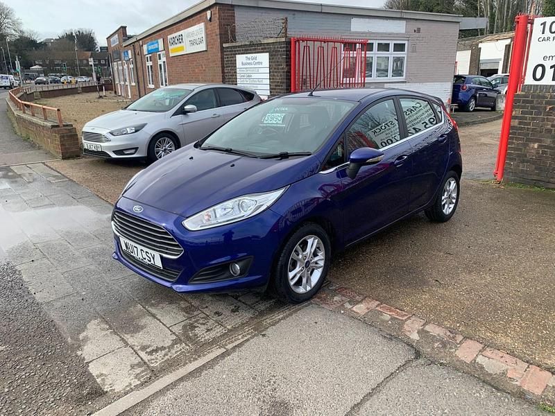 Used Ford Fiesta Zetec 2017 Blue Hatchback
