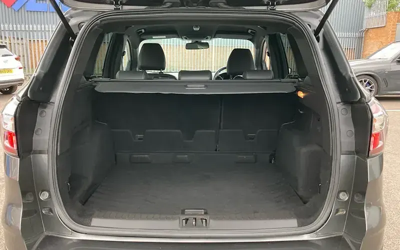 Used Ford Kuga ST-Line 179 HP (131 kW) 2019 SUV