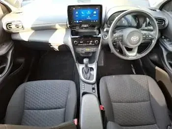 Used Toyota Yaris Hybrid 116 HP (85 kW) 2024 Black Estate