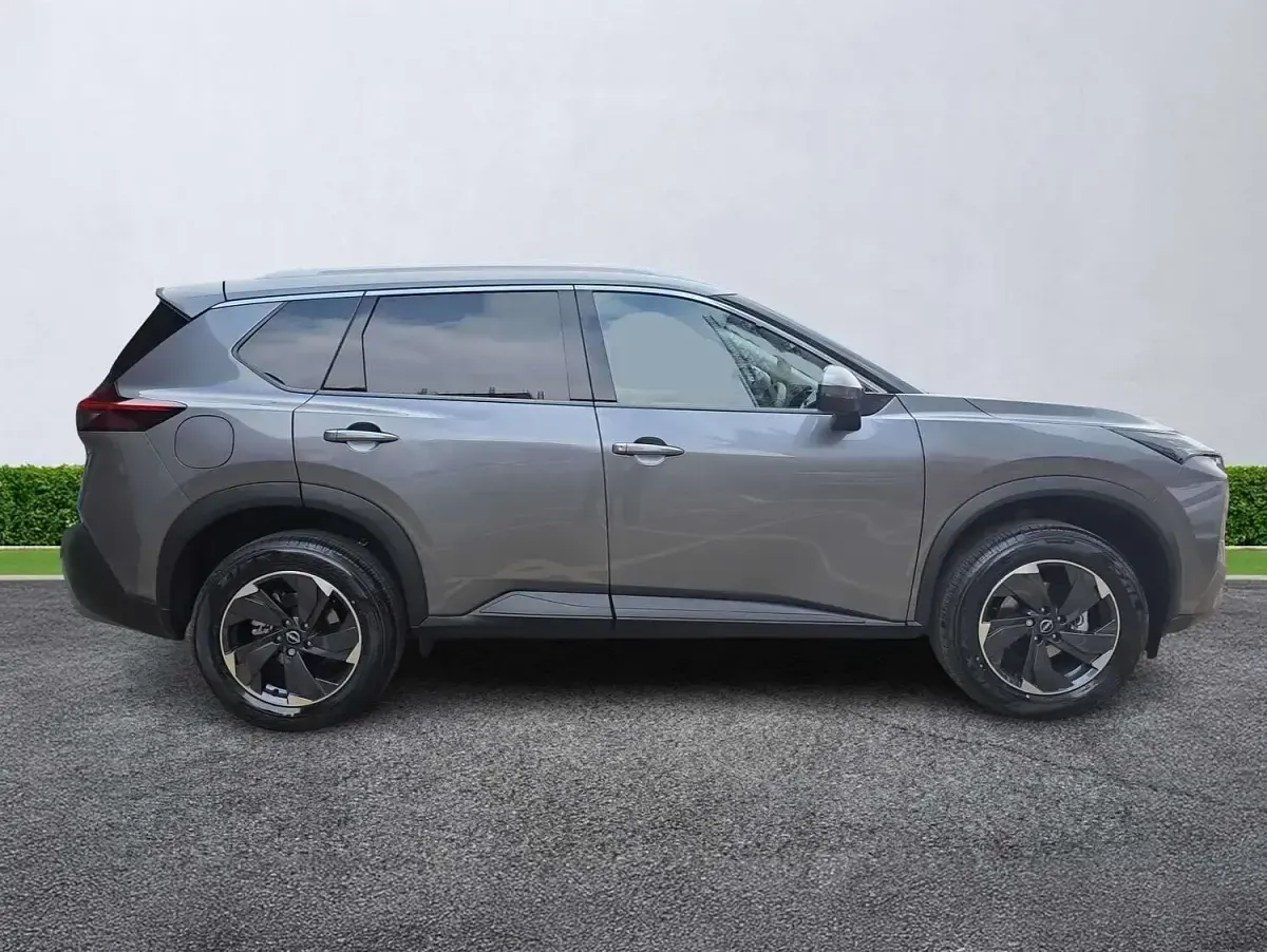 New Nissan X-Trail N-Connecta 204 HP (150 kW) 2026 Grey SUV