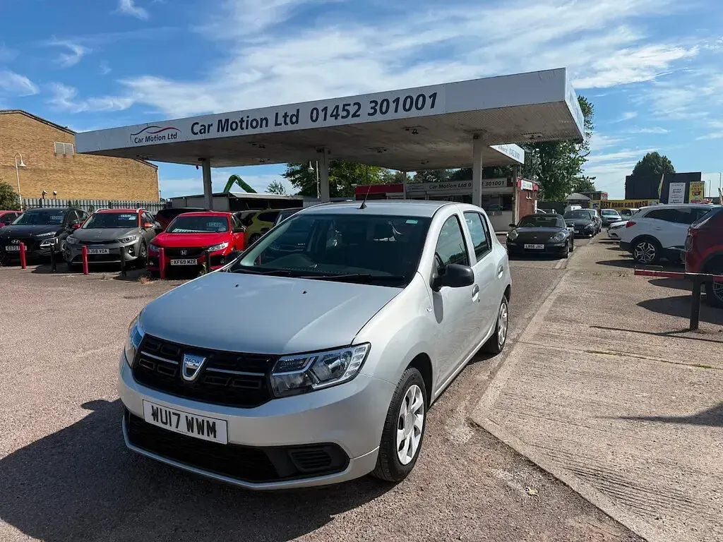 Used Dacia Sandero Ambiance 2017 Silver Hatchback
