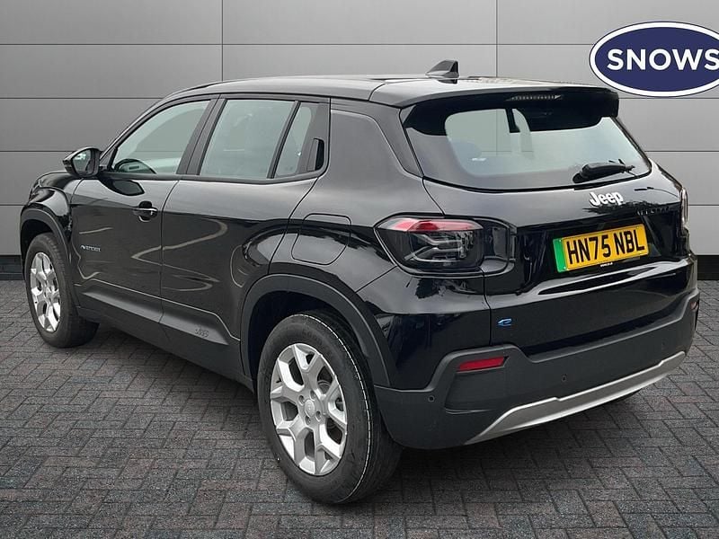 Used Jeep Avenger EV Altitude 114 kW (156 HP) 2025 Red SUV