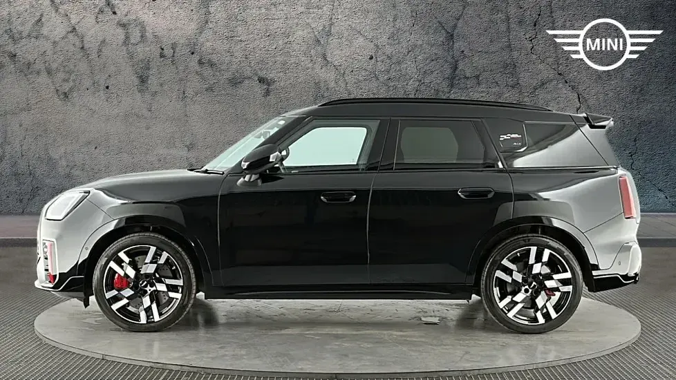 Used Mini John Cooper Works Countryman 296 HP (217 kW) 2026 Black SUV