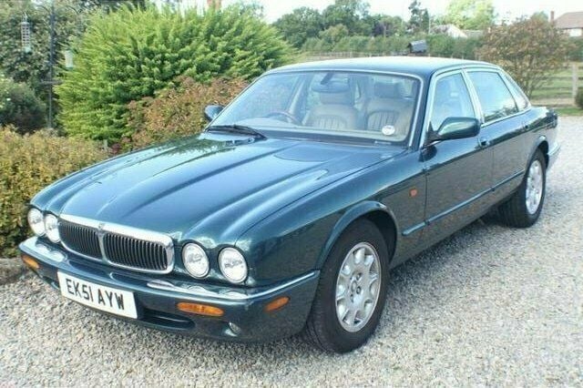 Used 2002 Jaguar XJ8 Sedan | £2,590 - Image 1/4