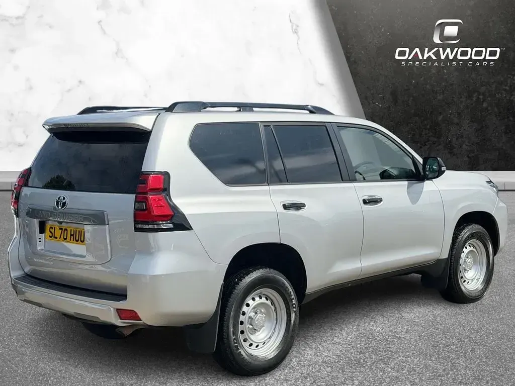 Used Toyota Land Cruiser 177 HP (130 kW) 2020 Silver Van