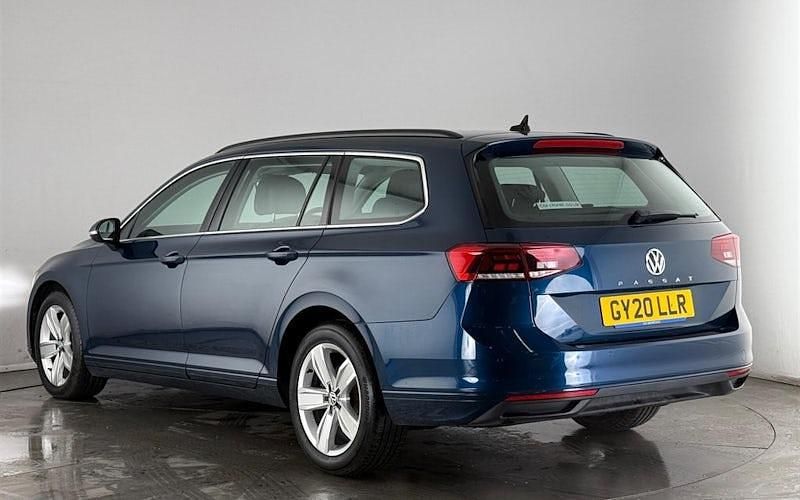 Used VW Passat SE 150 HP (110 kW) 2023 Estate