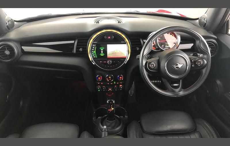 Used Mini John Cooper Works Hatch 228 HP (167 kW) 2021 Red Hatchback