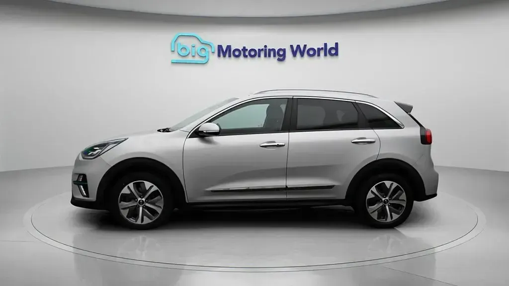 Used Kia e-Niro 147 kW (201 HP) 2021 SUV