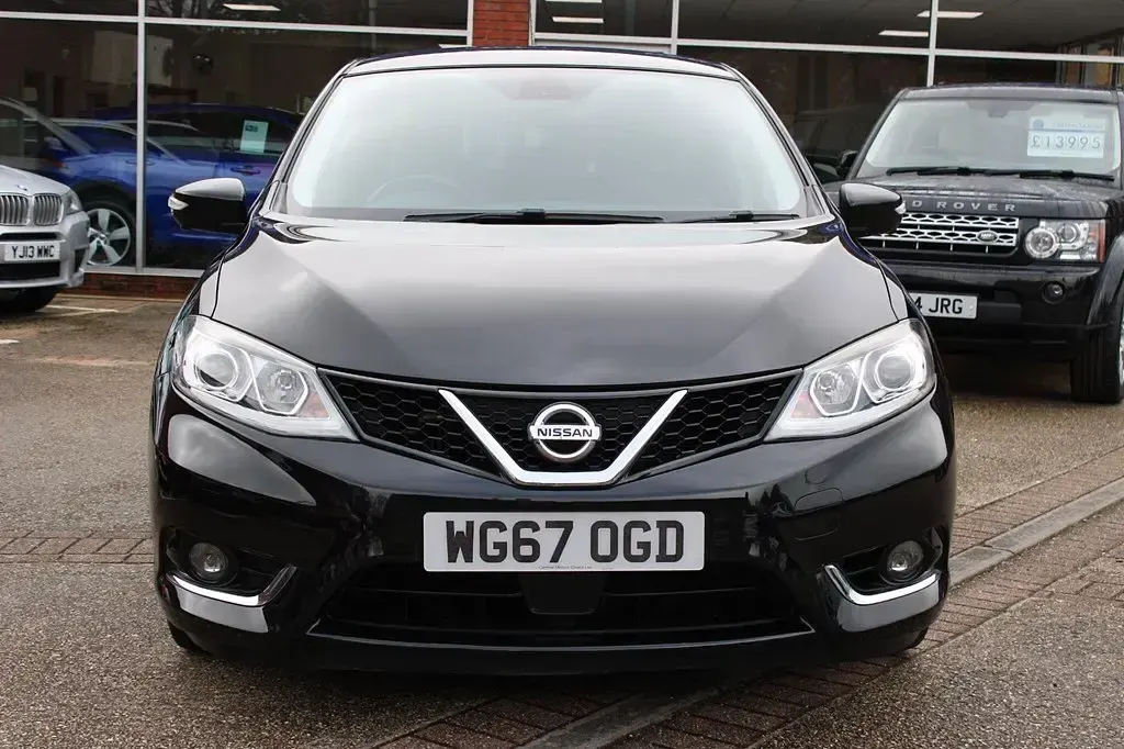 Używany Nissan Pulsar S 110 KM (80 kW) 2017 Czarny Hatchback