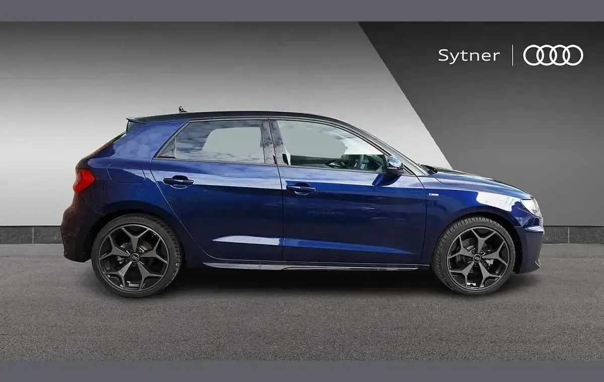 Used Audi A1 Black Edition 113 HP (83 kW) 2026 Blue SUV