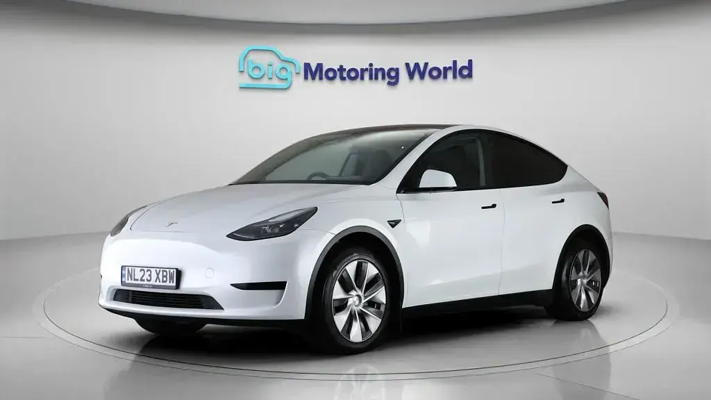 Used Tesla Model Y RWD 254 kW (346 HP) 2023 White SUV