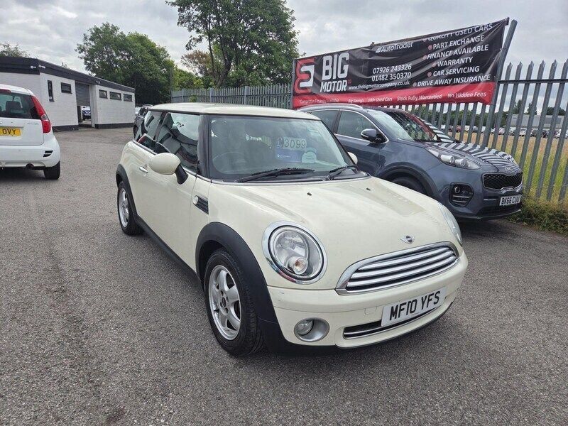 White Used 2010 Mini ONE Hatch Hatchback | £3,099 (Fair price) - Image 1/4