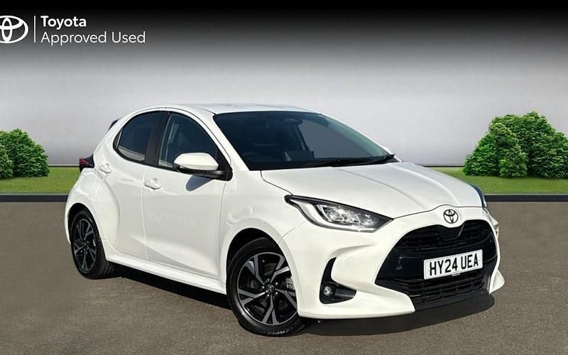 Used Toyota Yaris Hybrid Design 116 HP (85 kW) 2026 Hatchback