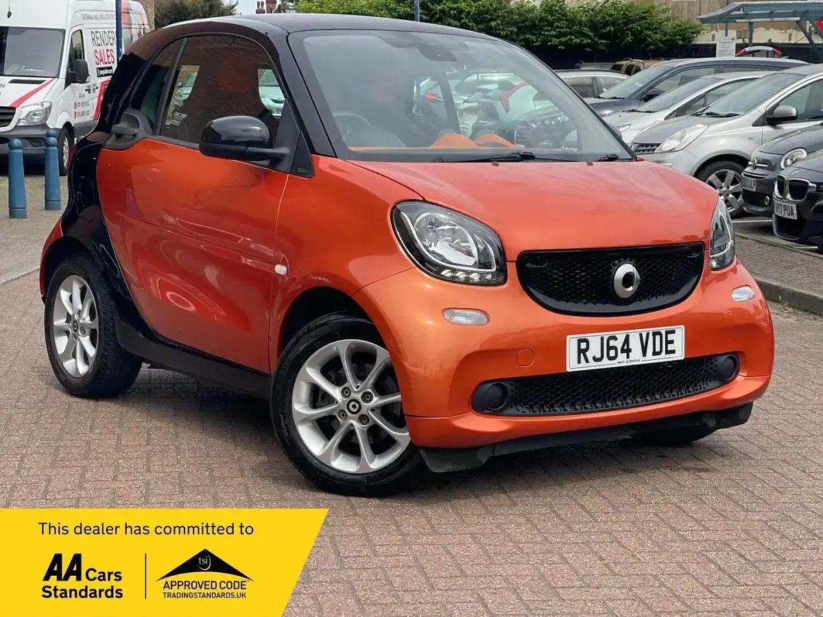 Used Smart ForTwo Coupé Passion 71 HP (52 kW) 2015 Orange Coupe