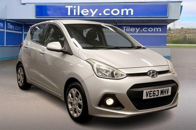 Silver Used 2014 Hyundai i10 SE Hatchback | £6,990 (Fair price) - Image 1/1