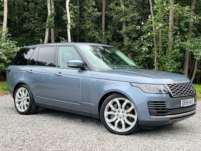 Blue Used 2018 Land Rover Range Rover Vogue SE SUV | £26,995 (Fair price) - Image 1/4
