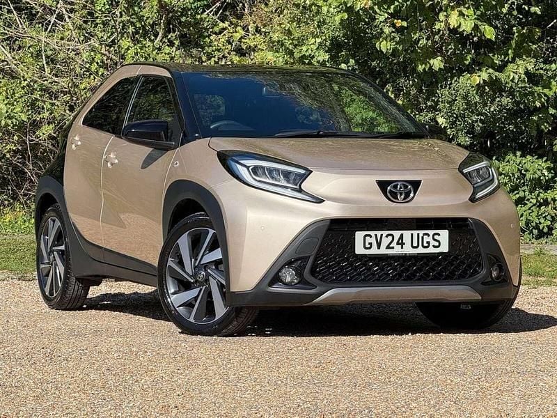 Ginger beige bitone Used 2024 Toyota Aygo Hatchback | £14,945 (Fair price) - Image 1/4
