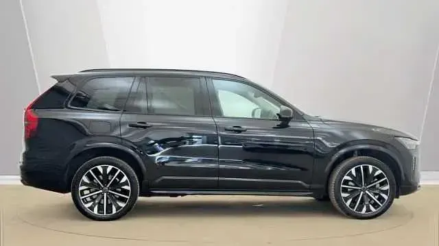 Used Volvo XC90 Plus 247 HP (181 kW) 2026 SUV
