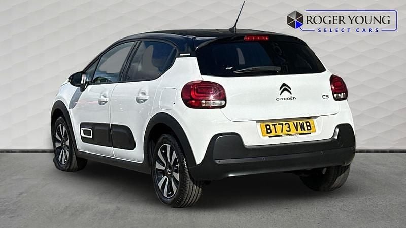 Used Citroën C3 PureTech 83 HP (61 kW) 2023 White Hatchback