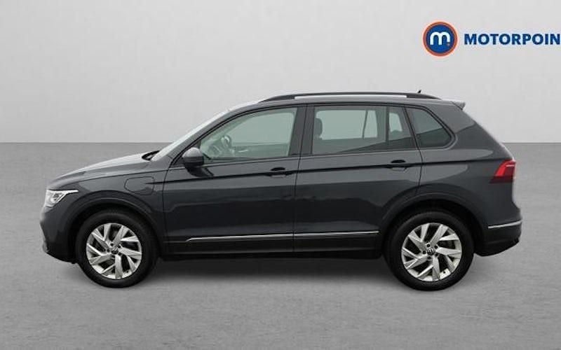 Used VW Tiguan Life 245 HP (180 kW) 2022 Grey SUV