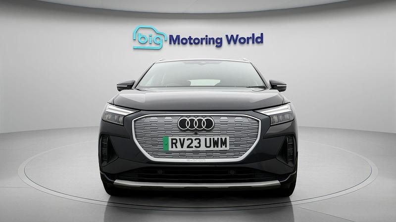Used Audi Q4 e-tron Sport 125 kW (170 HP) 2022 Black SUV