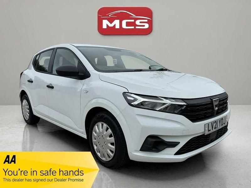 White Used 2021 Dacia Sandero Essentiel Hatchback | £8,495 (Good price) - Image 1/4