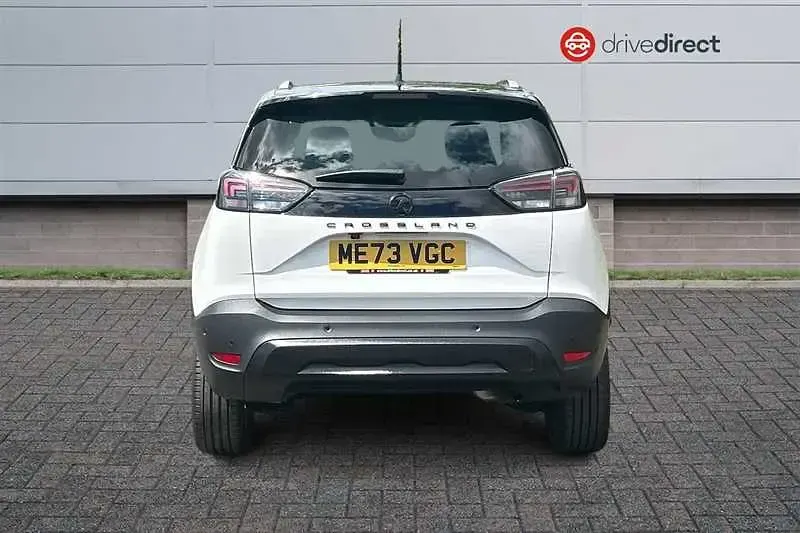 Used Vauxhall Crossland Ultimate 130 HP (95 kW) 2024 White SUV