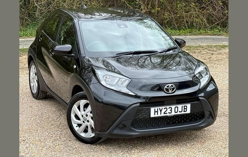 Used Toyota Aygo X PURE 72 HP (52 kW) 2023 Eclipse black SUV