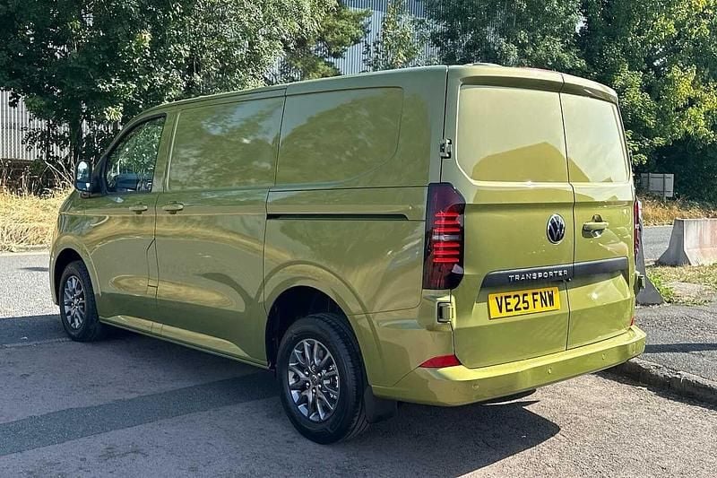 New VW Transporter Pro 2025 Warm green metallic Van