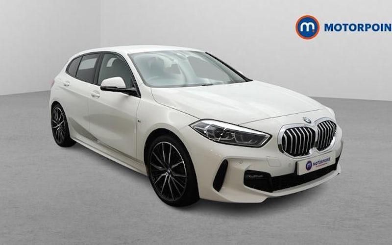 Used BMW 118 M Sport 140 HP (102 kW) 2020 White Hatchback