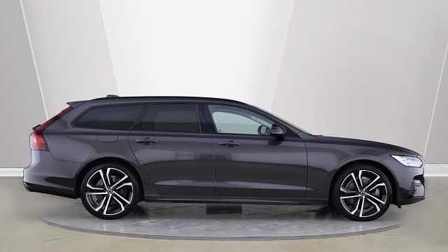 Used Volvo V90 Ultimate 250 HP (183 kW) 2024 Grey Estate