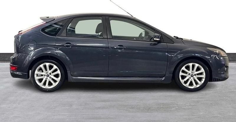 Used Ford Focus Zetec 2009 Grey Hatchback