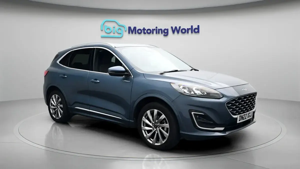 Used Ford Kuga Vignale 225 HP (165 kW) 2022 SUV