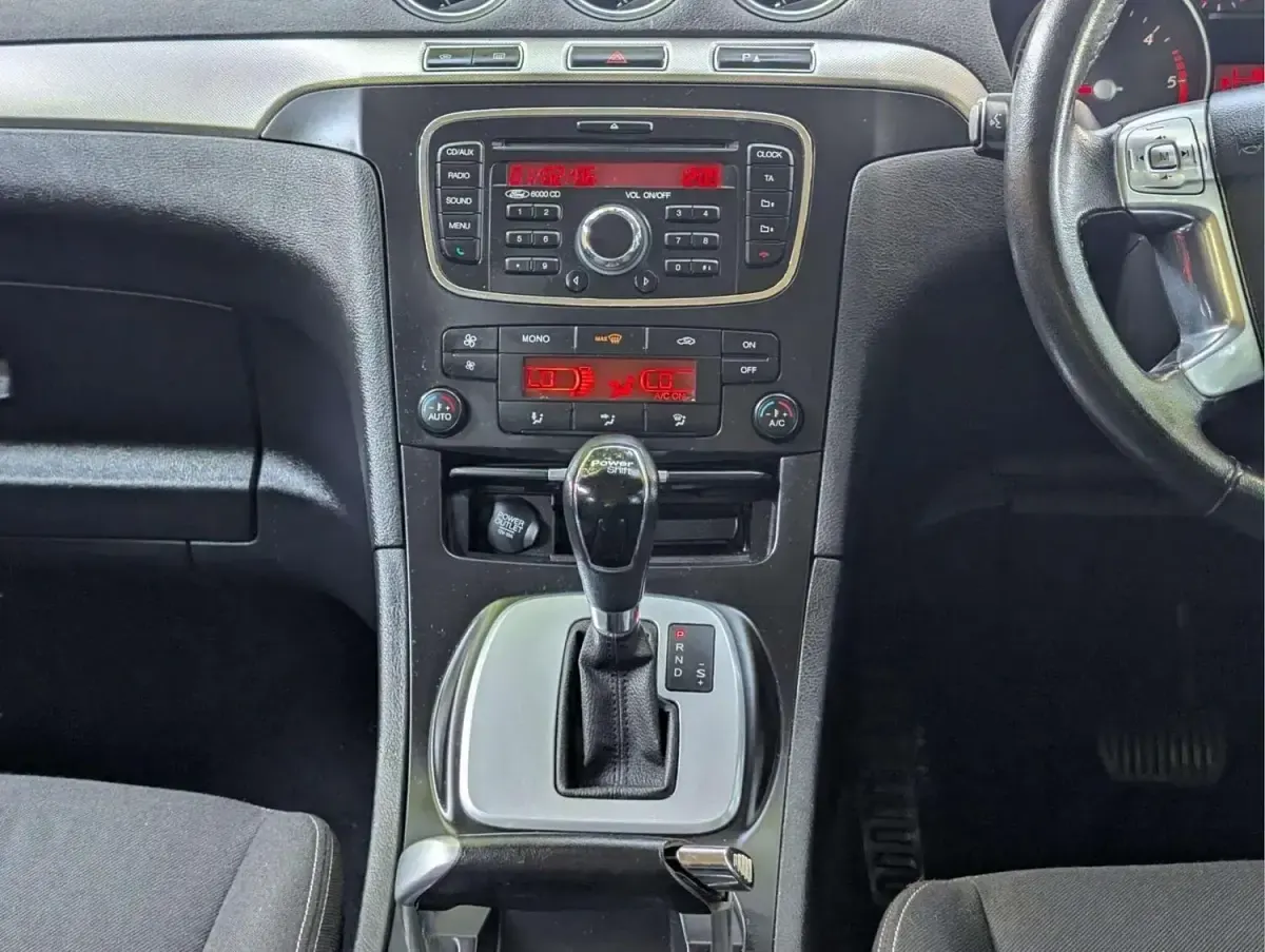 Used Ford Galaxy Zetec 140 HP (102 kW) 2012 Blue MPV