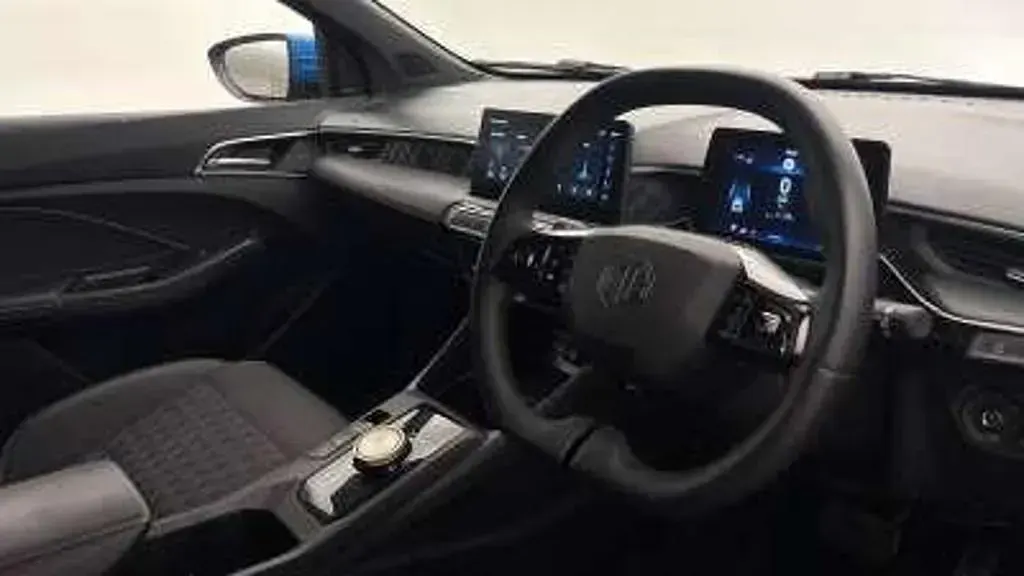Used MG MG3 Trophy 191 HP (140 kW) 2025 Blue Hatchback