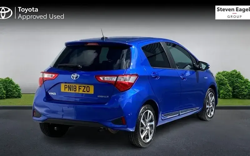 Used Toyota Yaris Hybrid 101 HP (74 kW) 2020 Hatchback