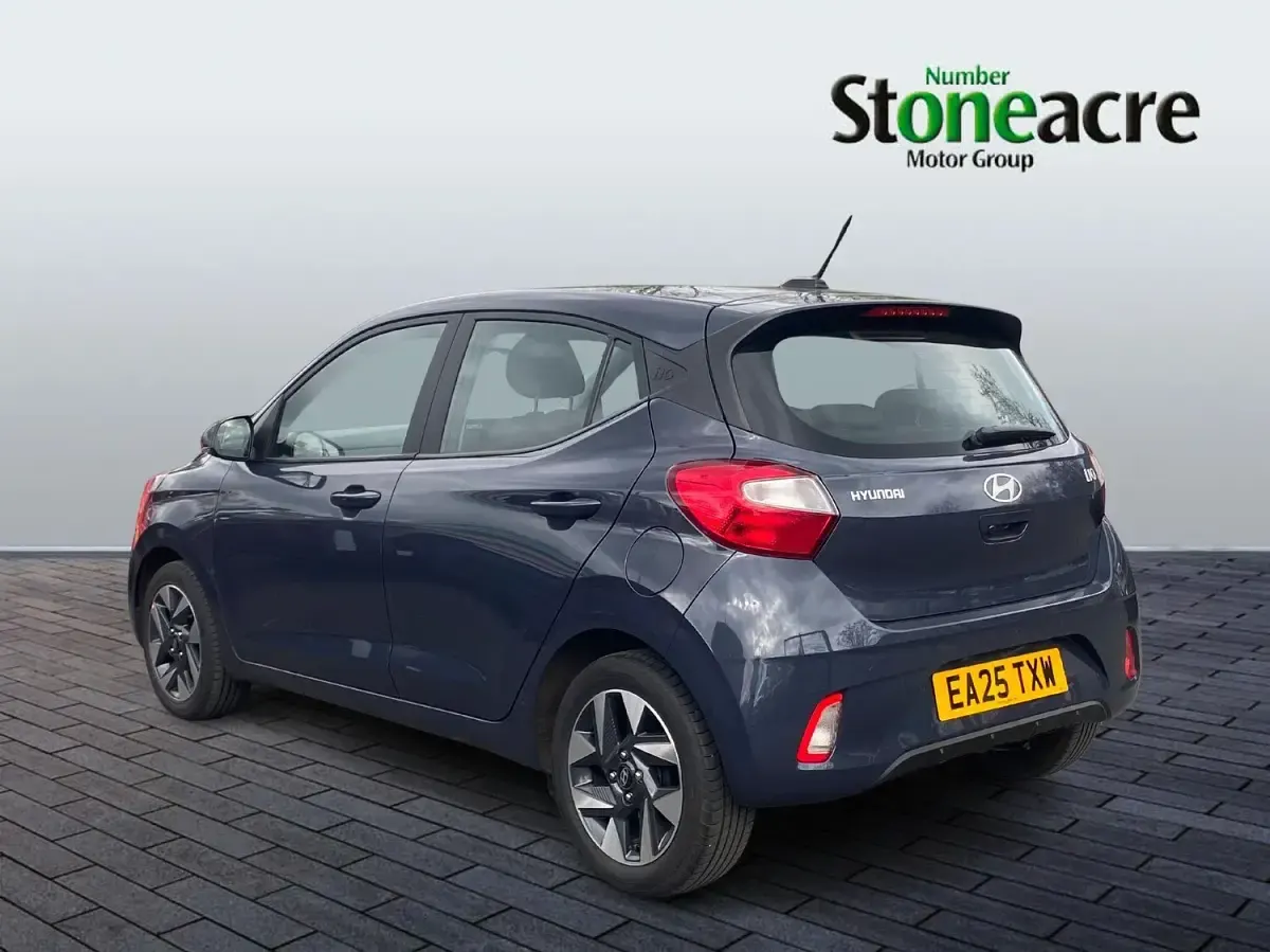 Used Hyundai i10 Advanced 83 HP (61 kW) 2025 Grey Hatchback