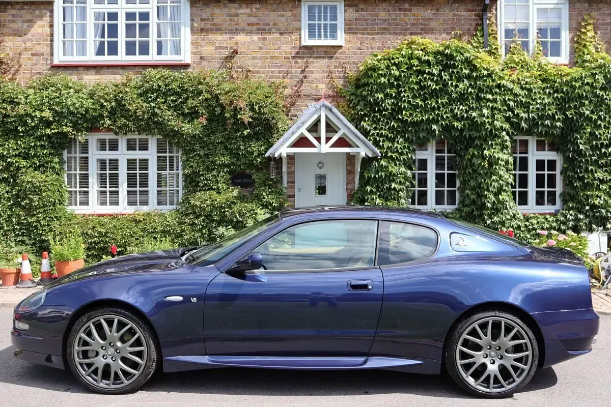 Used Maserati GranSport 400 HP (294 kW) 2007 Blue Coupe